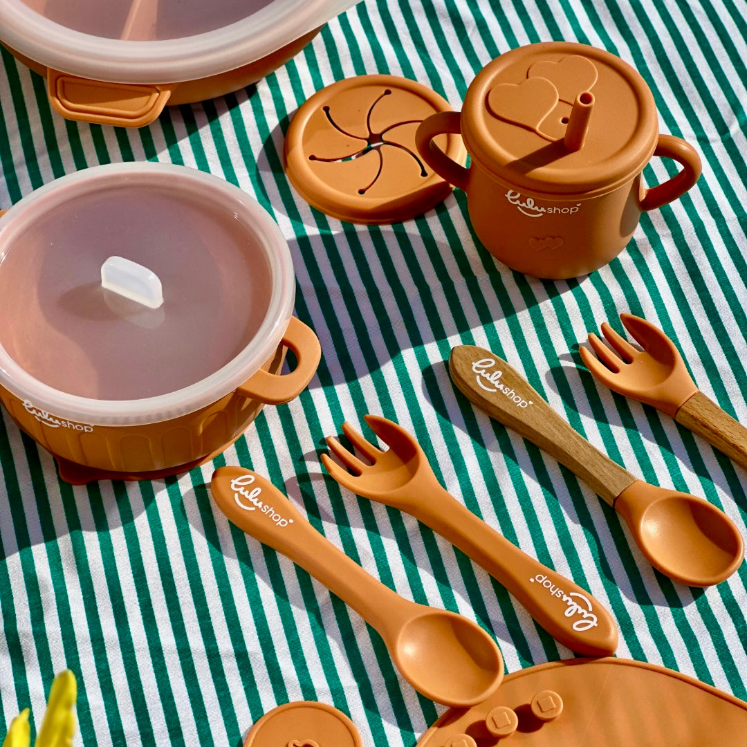Set Pappa in Silicone 9 Pezzi per lo Svezzamento – Baby's Needs – Reddish Orange